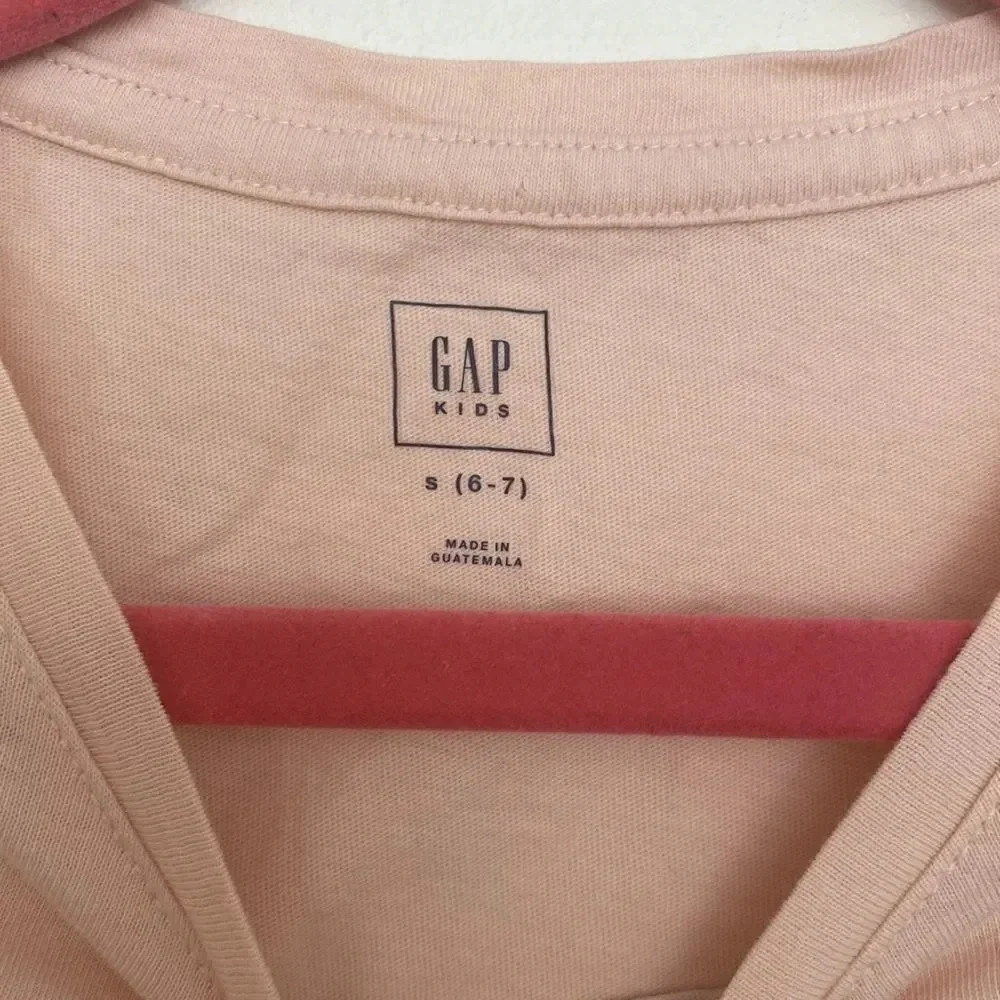 Gap kids long‎ sleeve pink tee with headphones graphic size 6/7